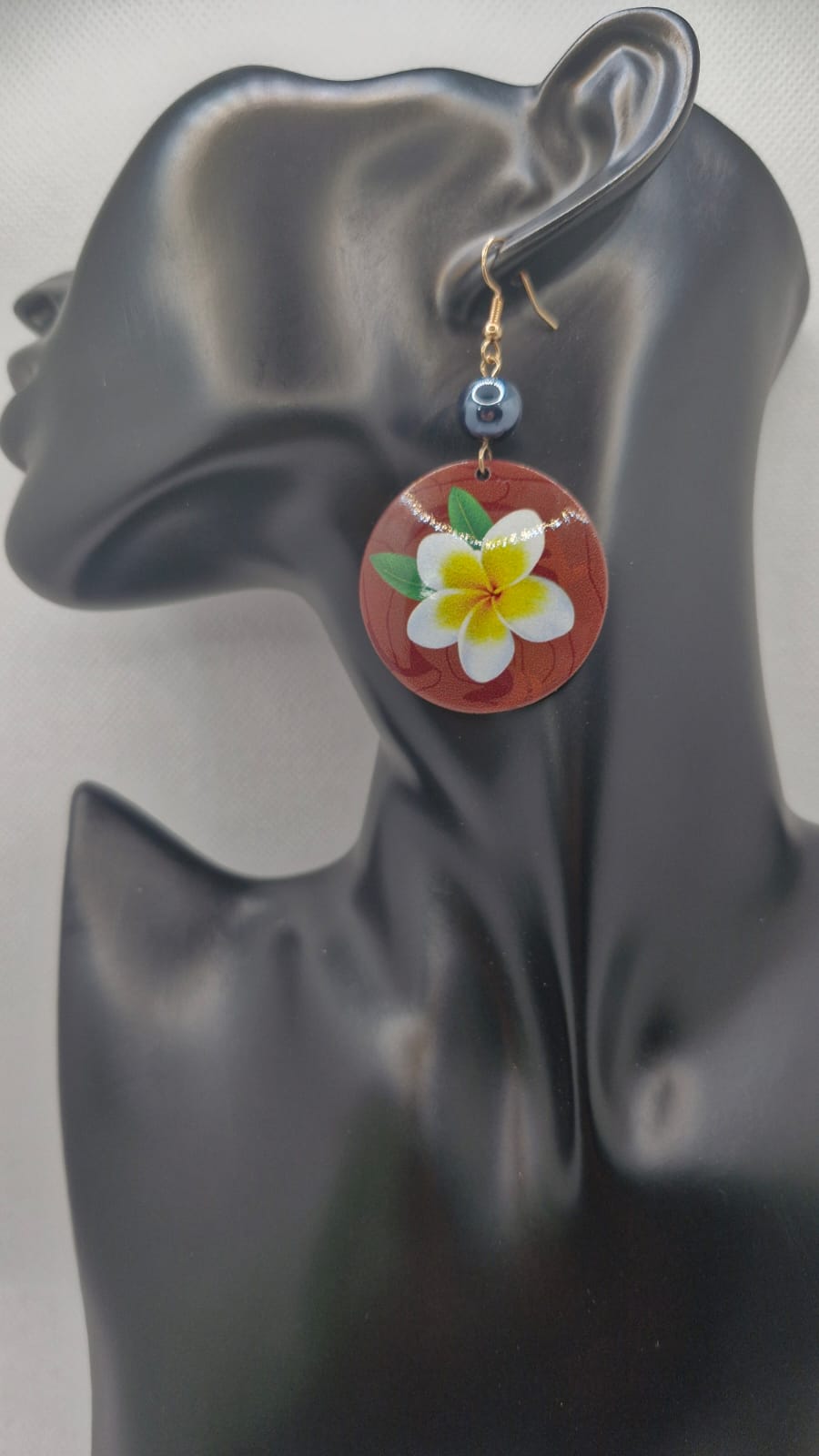 Boho Tropical Plumeria Drop Resin Earrings – Frangipani Flower on Round Tortoise Discs