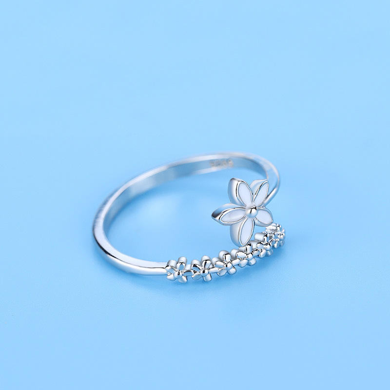 Silver Flower Cluster Boho Ring – Adjustable Daisy Bloom Openwork Statement Ring